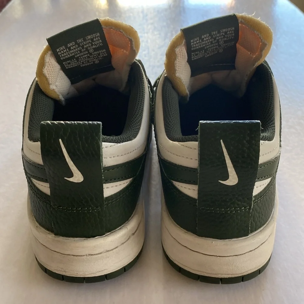 NIKE Women’s  Dunk Low Disrupt White and Dark Green Sneakers Size 7.5 US